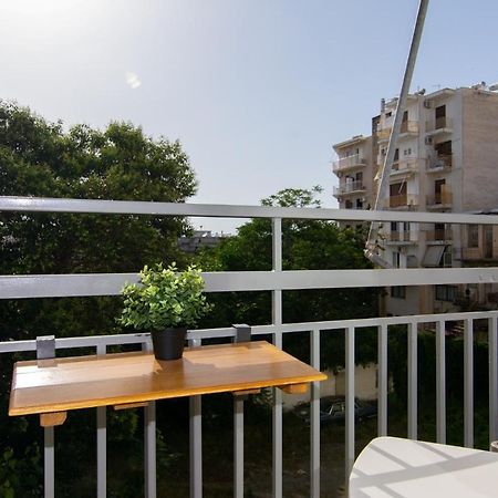 Studio 48, Cozy Apartment In Kalamata City Center Ngoại thất bức ảnh