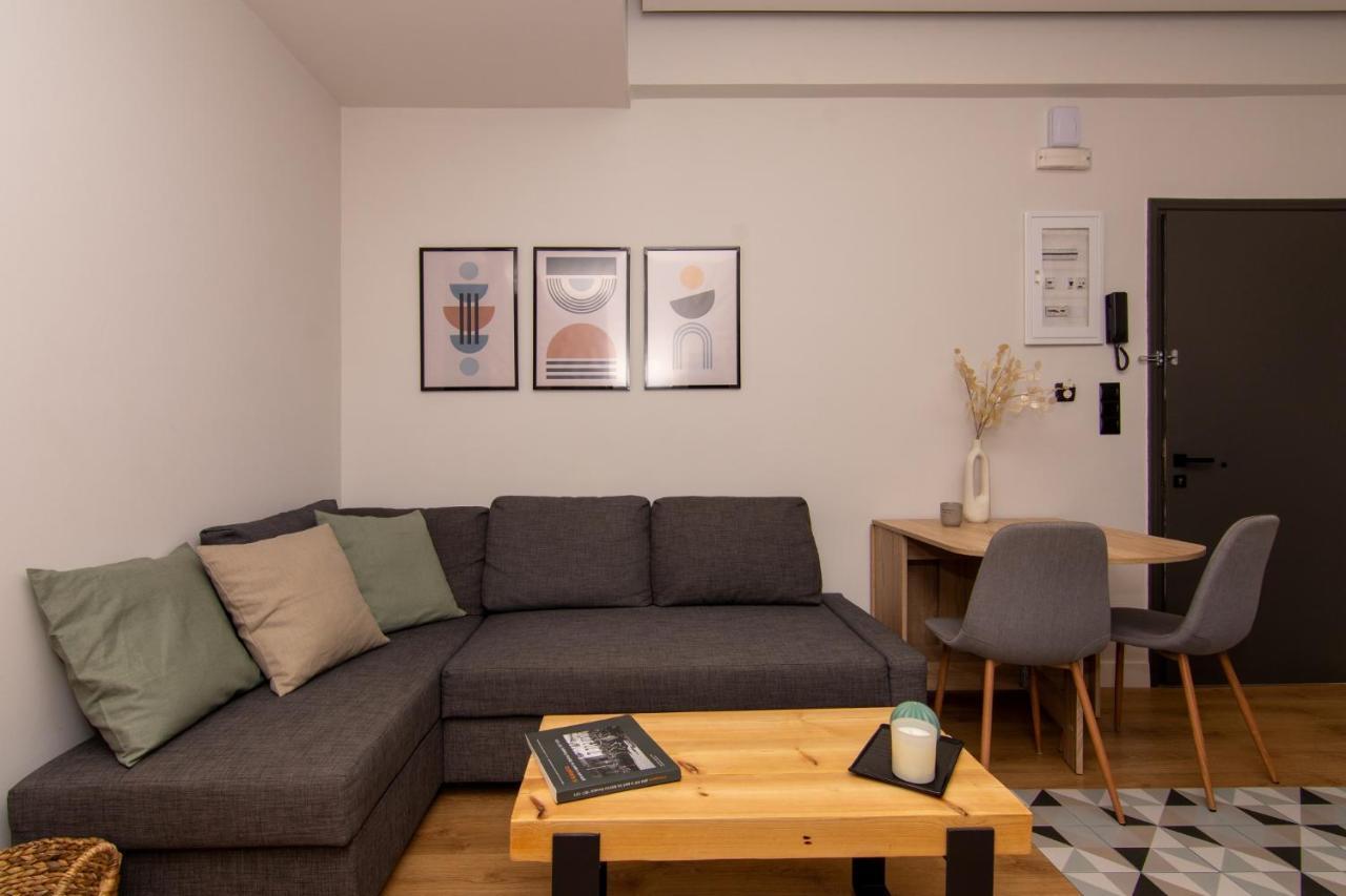 Studio 48, Cozy Apartment In Kalamata City Center Ngoại thất bức ảnh