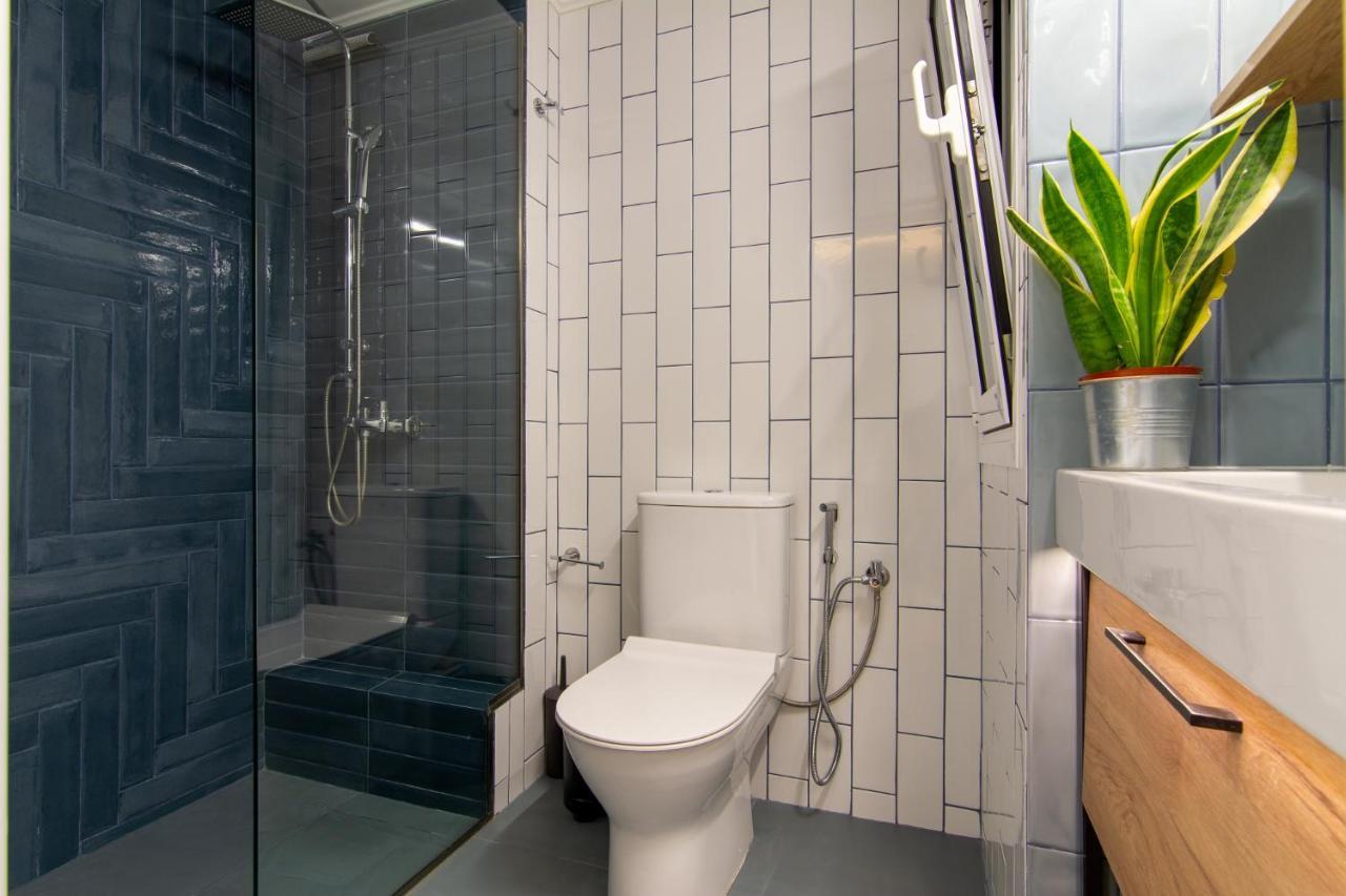Studio 48, Cozy Apartment In Kalamata City Center Ngoại thất bức ảnh